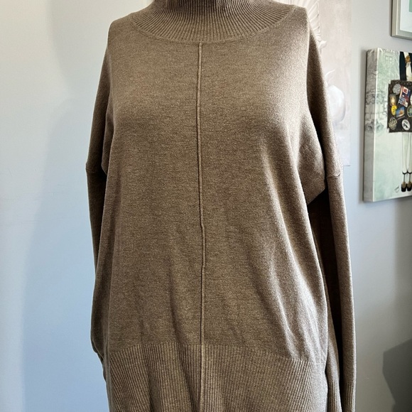 BOHME sweater - Picture 2 of 5